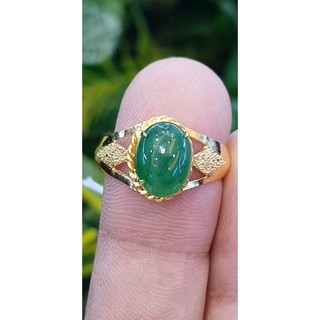 แหวนหยก 翡翠戒指 (Jadeite ring) 1.75 กะรัต (Cts.) ดิบ ไม่ผ่านการปรับปรุง (Type A) พม่า (Myanmar)