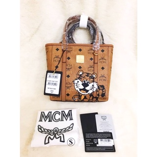 ของแท้ 💯 ส่งฟรี ❗ Mcm Toni Shopper in New Year Tiger Visetos