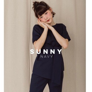 Frontnine เสื้อผูกเอวสุด Hot!! Sunny Top used อันนี้สี Navy size Sน้ำเงินกรมนะคะ