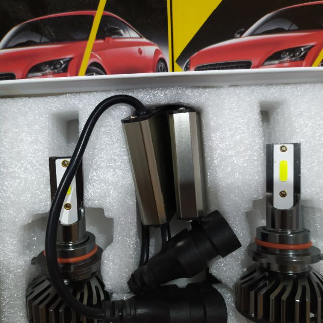 ไฟหน้า ขั้วหลอดHB4 9006