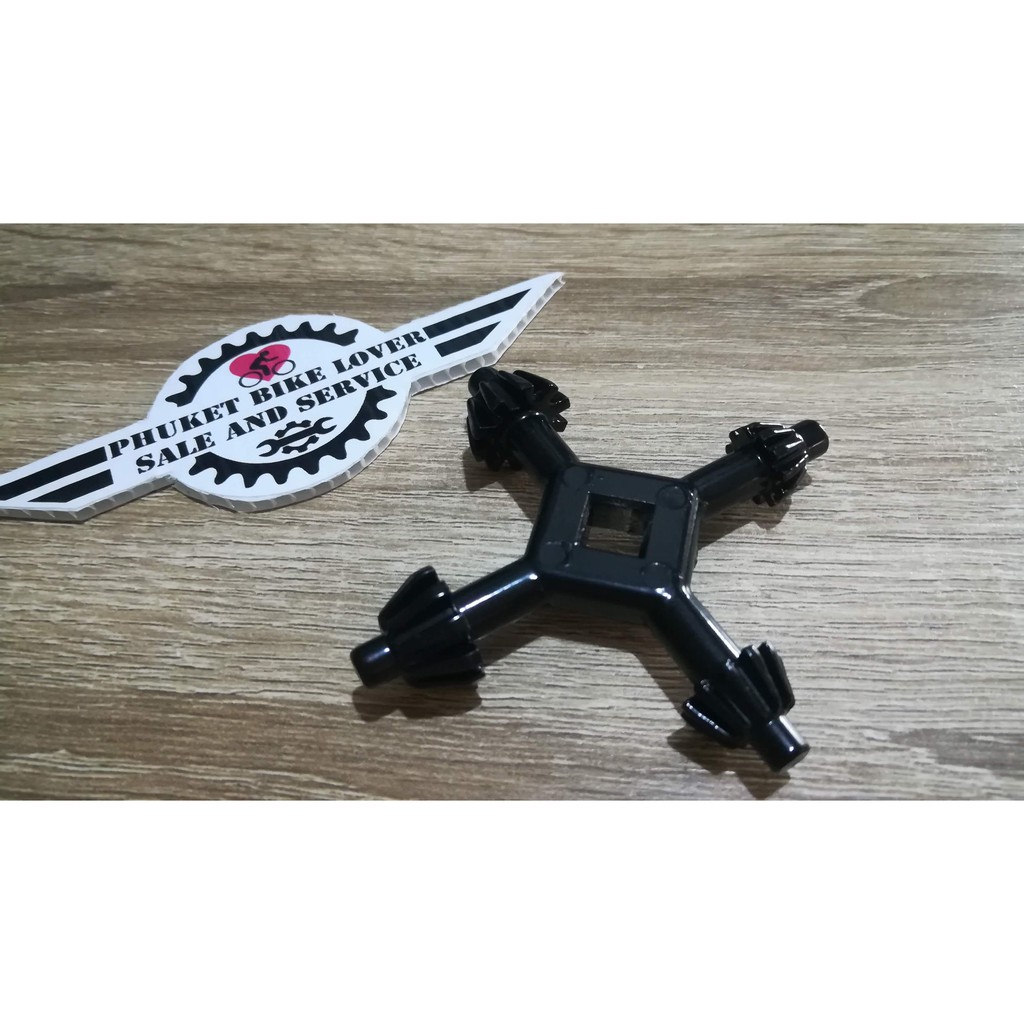 ดอกจำปาสำหรับขันจับดอกสว่าน แบบ 4 in 1 สำหรับสว่าน เล็กถึงใหญ่ ตัวเดียวขันได้หมด เหล็กแข็ง