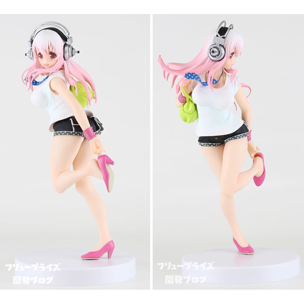 (ของแท้ หายากมาก) ซูเปอร์โซนิโกะ เวอร์ชั่น เตรียมออกไปเที่ยว Super Sonico Special Figure Going out T