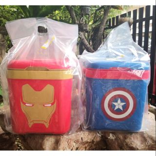 กระติกน้ำ Avengers ของพรีเมี่ยม 7-11 (เซเว่น) ลาย Iron Man &amp;​ Captain America