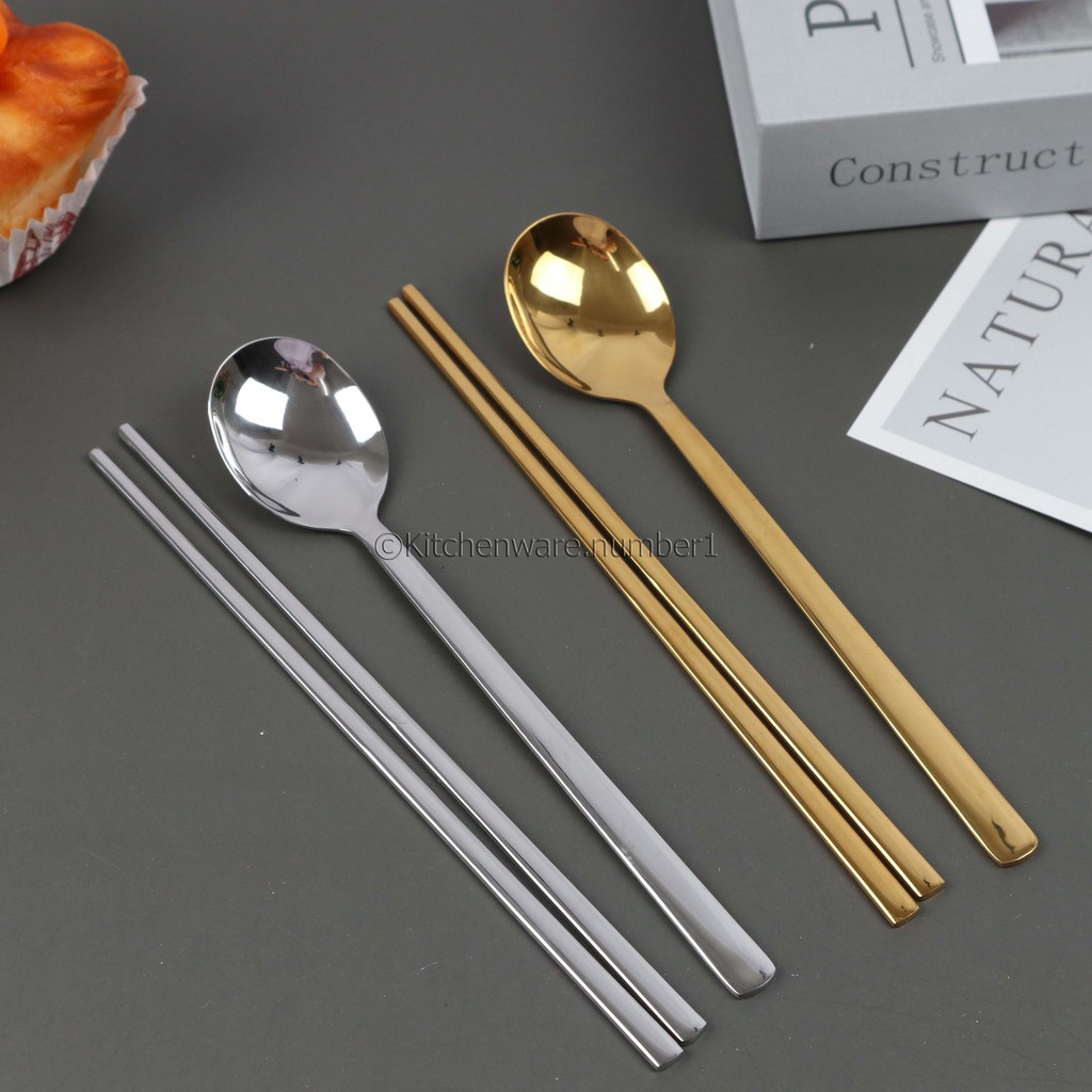 KITCHENWARE_NUMBER1 ชุดช้อนตะเกียบเกาหลี ด้ามจับแบน (มี2สี)