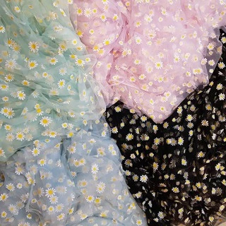 ผ้ามุ้ง เนื้อนิ่ม ผ้าตาข่าย ลายดอกเดซี่ เนื้อดี ตกแต่งง่าย หน้ากว้าง 150 cm ราคาต่อเมตร มีหลายสี พร้อมส่งทันที