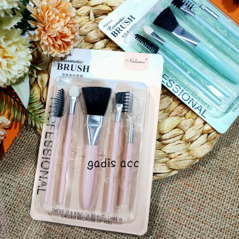 ชุดเสื้อยืด Mace.up*