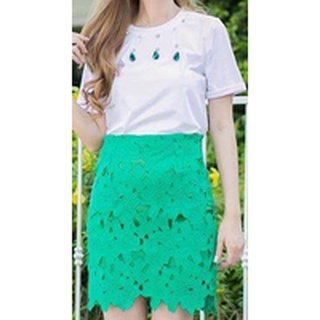 ชุดเซ็ต เสื้อยืดสีขาว+กระโปรงผ้าลูกไม้สีเขียว_เสื้ออก 35 วงแขน16 ยาว 20 นิ้ว +กระโปรงเอว 27 สะโพก37 ยาว 19 นิ้ว