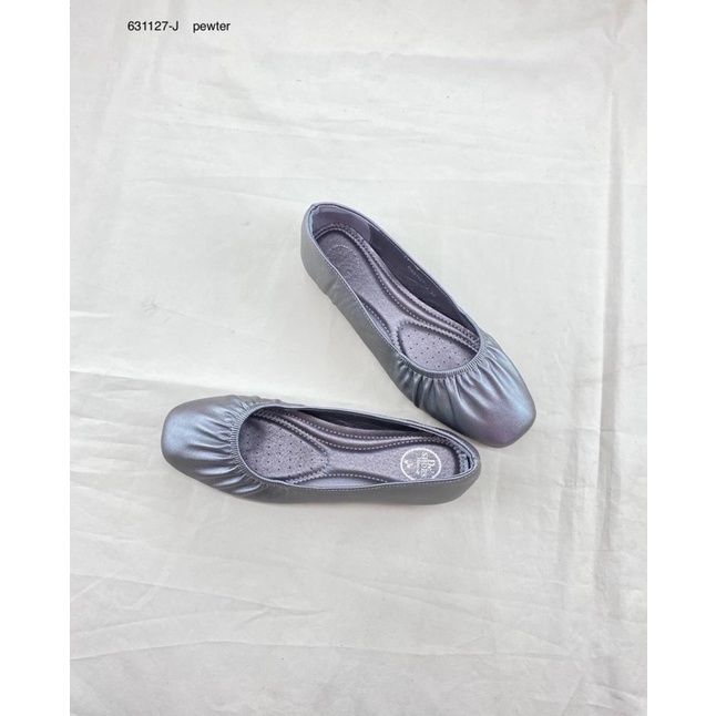 งานโล๊ะสต็อคค่ะ อาจมีตำหนิ D631127🥟[พร้อมส่ง]🥟ไซส์ปกติ  De Shoes หน้ารองเท้าจับจีบนิดๆ เรียบร้อย มีดีเทล