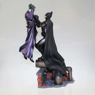 DC Comics Series Batman Batman VS Joker Joker Battle Statue Scene Model Figure Hand-made PVC Figures Decoration