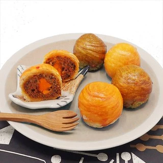Nayimbakery เปี๊ยะป๋อง หมูหยองพริกเผาไข่เค็ม บรรจุ 25ชิ้น น้ำหนักชิ้นละ 10ก.