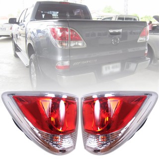 ไฟท้าย รุ่น มาสด้า MAZDA BT-50 BT50 PRO ปี 2012 - 2015 สีแดง ขอบโครเมี่ยม รวมชุดสายไฟ และหลอดไฟ