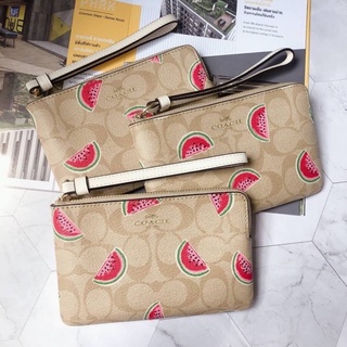 กระเป๋าคล้องมือ COACH CORNER ZIP WRISTLET IN SIGNATURE CANVAS WITH WATERMELON PRINT 3281 S 1 ซิป ลายซี แตงโม