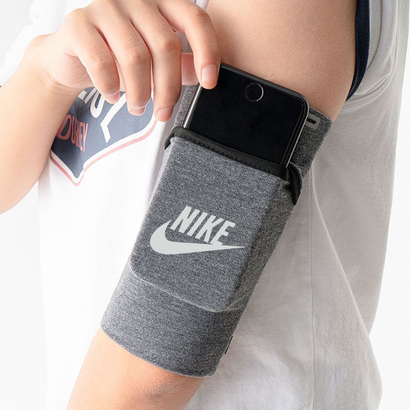 nike universal armband