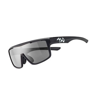 แว่นตากันแดด 720armour รุ่น Alpha สีกรอบ Matte Black สีเลนส์ Polarized Smoke