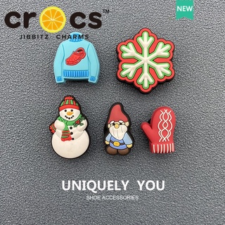 Crocs jibbitz charms Ice Snow Series น่ารัก รองเท้าสโนว์แมน ดอกไม้ หัวเข็มขัด DIY ตกแต่ง jibbitz สําหรับ crocs