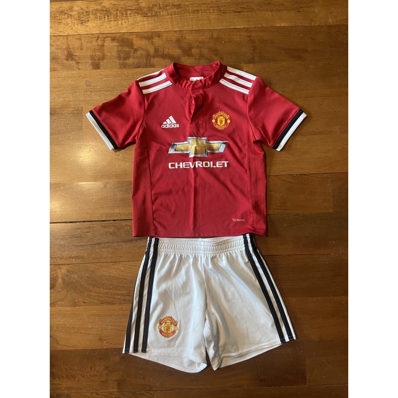 มือสอง ชุดฟุตบอลAdidasของแท้ ทีมManU size3/4yr(104cm)ใส่สบายไม่ร้อน ใส่ไปเที่ยวเชียร์บอลทีมโปรดกับพ่