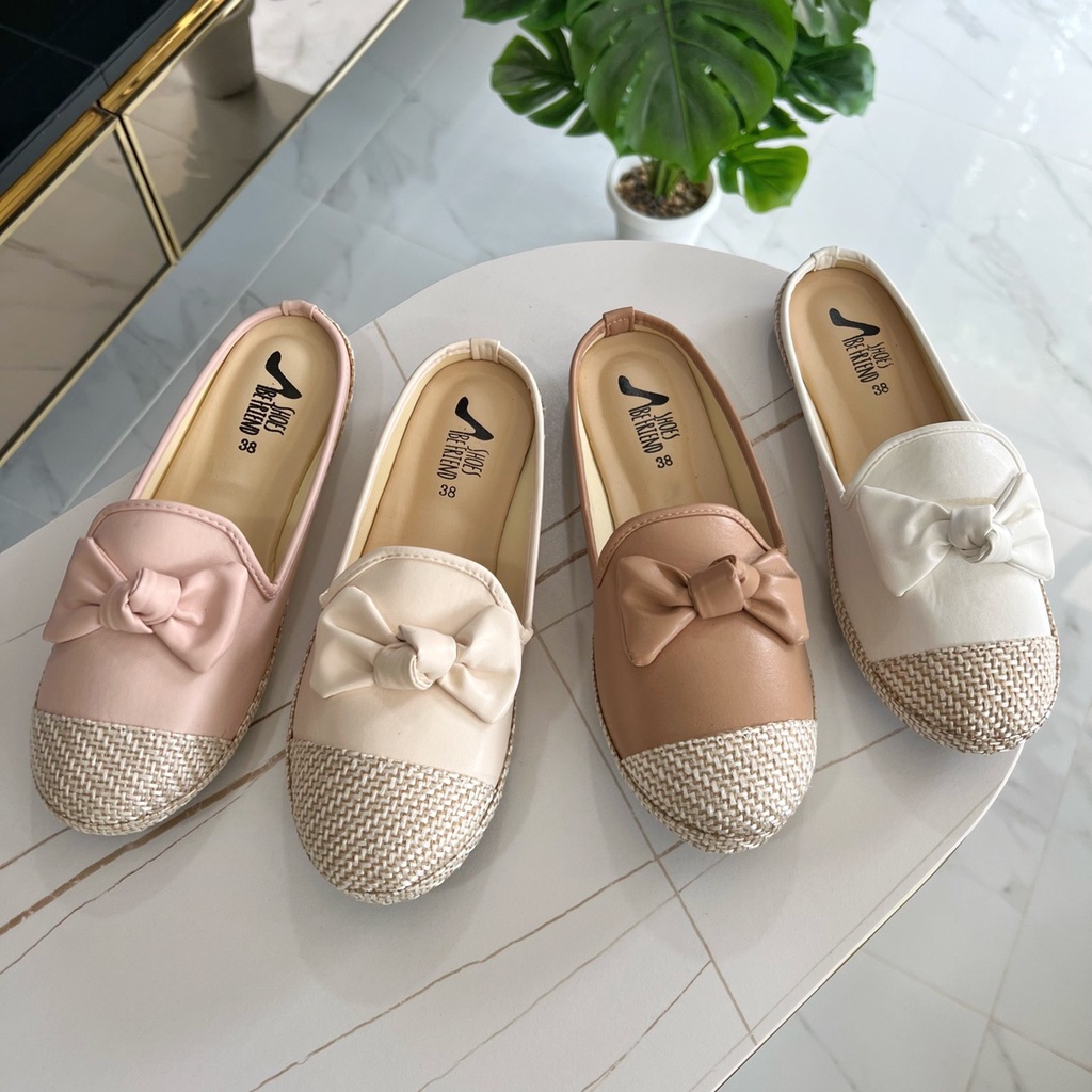 shoes be friend (หัวกระสอบโบว์น่ารัก) รองเท้าเปิดส้นสุดน่ารัก 36-42 สวยหวานมากขับผิวเท้ามากสวมใส่แล้วดูน่ารักสุดๆ