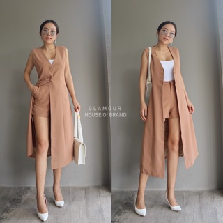 SET LONG SLEEVELESS BLAZER + SHORT PANT