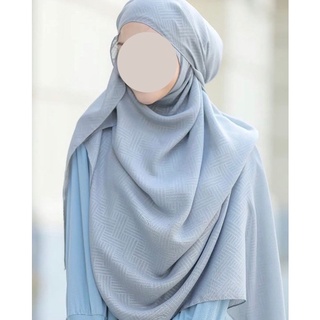 ฮิญาบสามเหลี่ยมผ้าคอตตอนสีพื้นมีลายในตัว Cotton Plain by Hijab Galeria