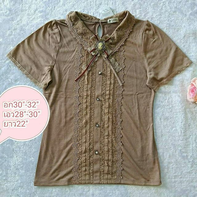 Axes​ famme เสื้อยืดแต่งลูกไม้ฟรุ้งฟริ้ง