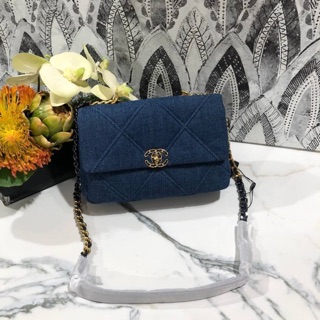 กระเป๋าสะพาย ชาเเนล19 Denim flap Bag