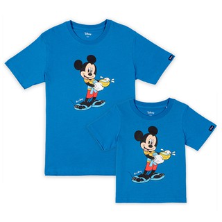 Disney Mickey Go Songkran Family T-Shirt - เสื้อยืดครอบครัวมิกกี้โกลายสงกรานต์ สินค้าลิขสิทธ์แท้100% characters studio