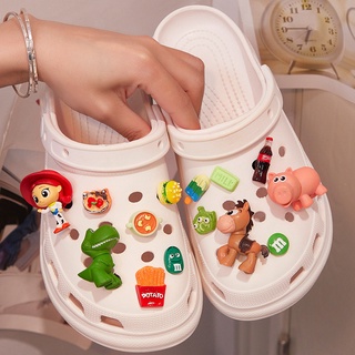 ชุดอุปกรณ์เสริม หัวเข็มขัด รูปดอกไม้ สามมิติ สําหรับตกแต่งรองเท้า crocs diy