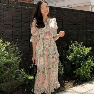 Queen flower dress