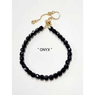 ข้อมือลูกเต๋า"ONYX" "ออนิกซ์"