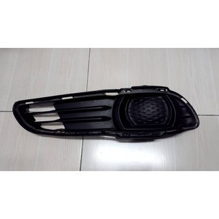 ฝาปิดรูไฟตัดหมอก ไฟสปอร์ตไลท์ วีออส vios ปี 2004 (ข้างขวา)