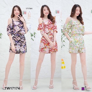 set 2 ชิ้น เสื้อเว้าไหล่ 1 ข้าง พิมลายดอกไม้ + กางเกงลายดอกไม้ขาสั้น TT17174