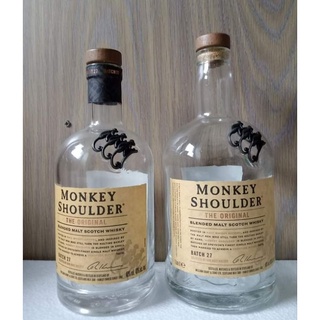 ขวดเหล้าเปล่า Monkey Shoulder