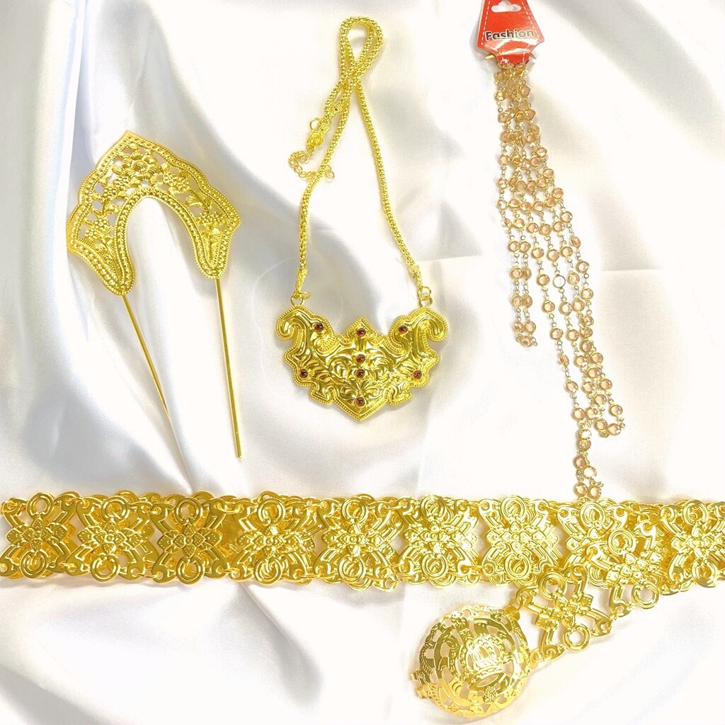 vintage jewelry ชุดไทยประยุกต์ เครื่องประดับชุดไทย ราคาถูก สร้อยคอสีทอง แว่นสายตาทรงเหลี่ยม