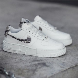 Nike​ Air​ Force​1​ pixel