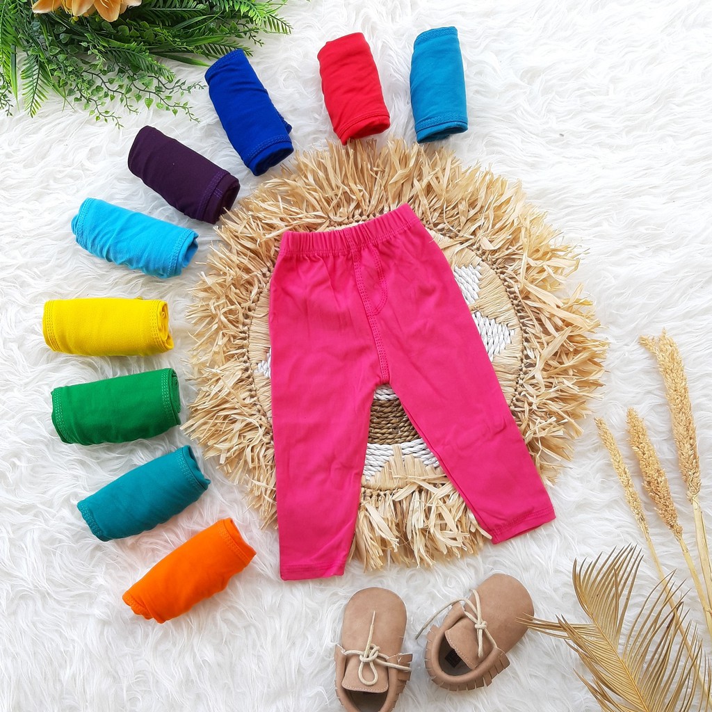 "SWEET" DENIM LEGGINGS (THERE ARE 2 SWEET & BASIC DISPLAYS)