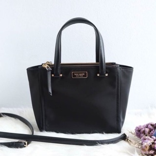 Kate spade dawn small satchel : WKRU5917 ขนาด 11’’L x 7”H x 4”D  ใบนี้น่ารักมากๆค่ะ ผ้าไนล่อนน้ำหนักเบาหวิว