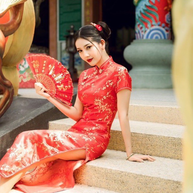 พัดสีแดง ผ้าเช็ดหน้าเจ้าสาว