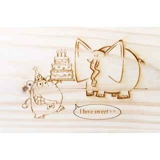 แผ่นโปสการ์ดไม้สน พร้อมแกะสลักลาย Postcard ช้างเบิร์ดเดย์