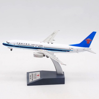 โมเดลเครื่องบิน 1:200 China Southern Airlines Boeing 737-800 b-5042