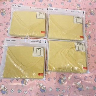 UNIQLO T-shirt เสื้อยืด