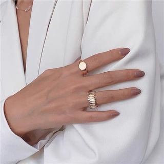 seadada แหวนแฟชั่น แหวนทรงมนสีทอง ปรับขนาดได้ Striped Irregular 14k Ring