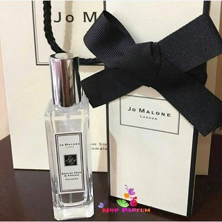 Jo Malone English Pear and Freesia Cologne 30 ml. ( พร้อมกล่อง/โบว์+ ถุงกระดาษ )