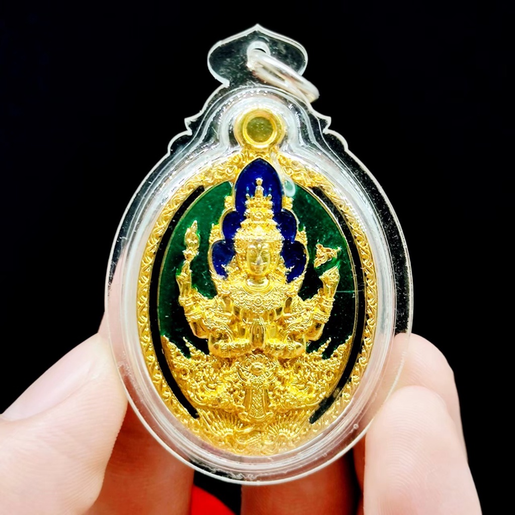 เหรียญพระพรหม รุ่นเสวยสุข เนื้อกะไหล่ทองลงยา หลวงพ่อพัฒน์ วัดห้วยด้วน เลี่ยมกรอบกันน้ำอย่างดี เป็นเหรียญที่งดงามมากปลุกเ