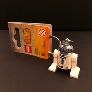 (ของแท้) พวงกุญแจ LEGO STAR WARS - R2-D2(853470) / Lego KEYCHAIN