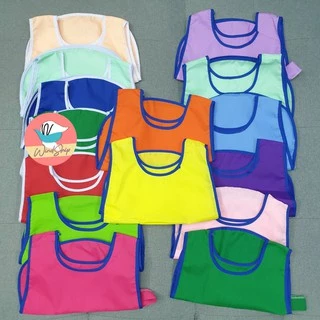 เสื้อกันเปื้อนเด็กอนุบาล เอี้ยมเด็กอนุบาล กว่า 20 สี พร้อมส่ง เสื้อกันเปื้อนเด็ก (KD170)