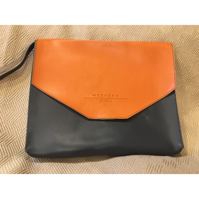 กระเป๋าคลัชหนัง MaxMara มือสอง