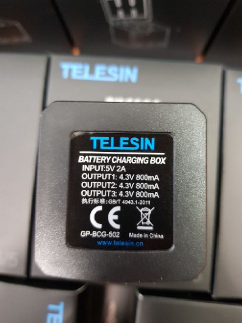 TELESIN HERO8 แบตเตอรี่เสริม/กล่องชาร์จแบบบรรจุแบตเตอรี่ HERO6/HERO7Black/HERO8Black GP-BTR-801-B / GP-BNC-801