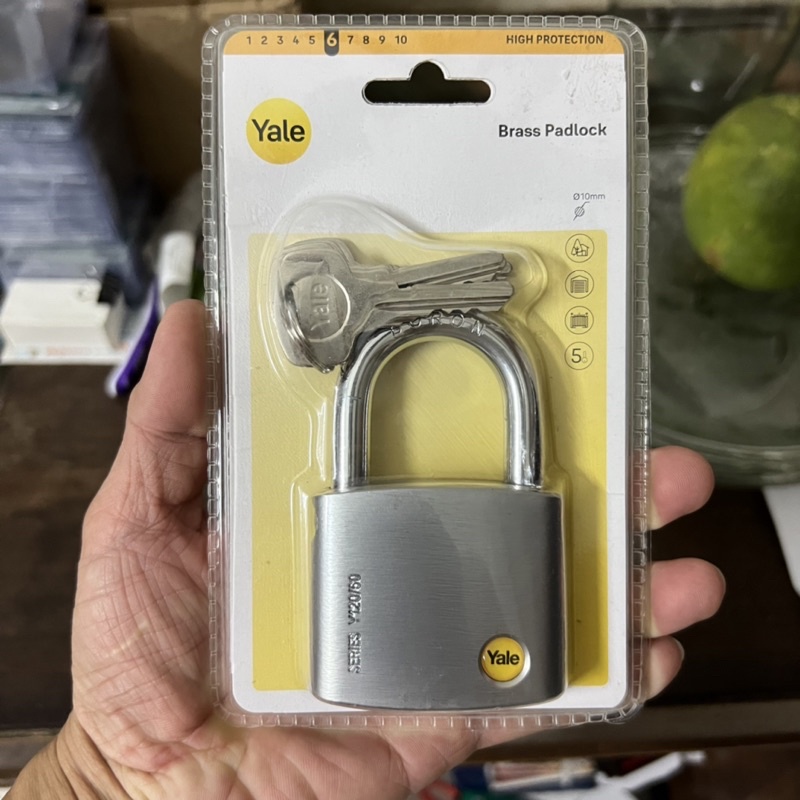 [ ความเร ็ ว HCM ] Yale 120 Serrated Key Lock ( รหัสล ็ อค Y120 / 60 / 135 / 1 ) สีเงิน