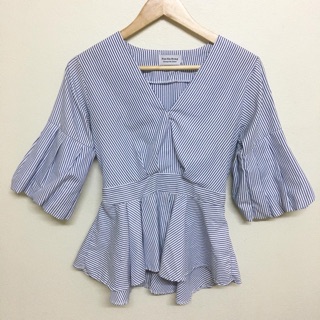 เสื้อแขนบอลลูน ลายทาง มือ2