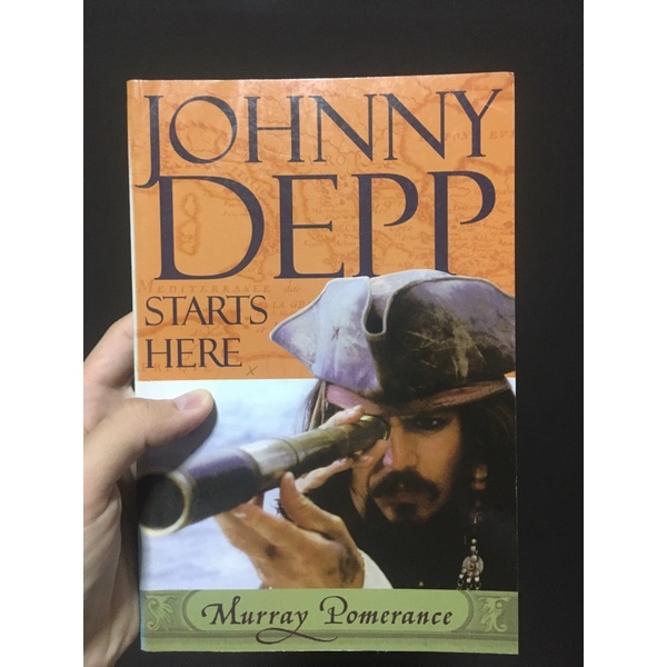 หนังสิอภาษาอังกฤษ Johnny Depp Starts Here